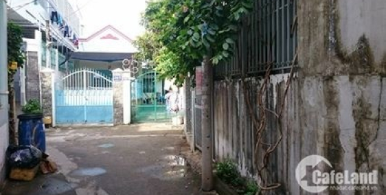 Nhà nguyên căn: trệt + gác, đường 5 - B.T.T – Q,2