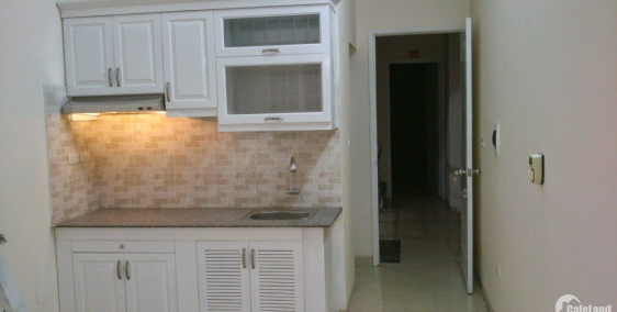 Cho thuê căn hộ khép kín đẹp tại phố Định Công