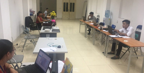 Chính chủ cho thuê nhà mới xây làm văn phòng mặt đường Nguyễn Văn Huyên. Cầu Gi