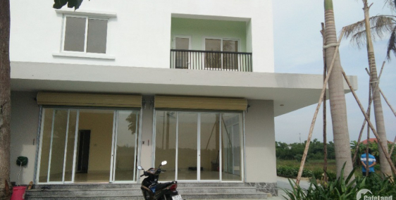 Cho thuê văn phòng  có hai mặt tiền