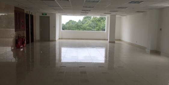 Văn phòng cho thuê giá rẻ gần sân bay, diện tích 200m2, giá chỉ 335 nghìn/m2