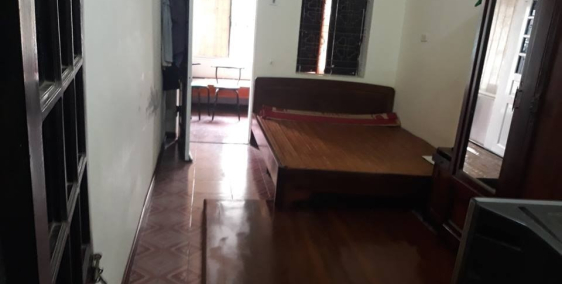 Bán gấp Tập thể tầng 1 phố Lò Đúc giá 1.62 tỷ, DT 39m2, ở được luôn