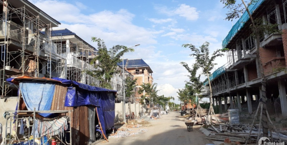 Bán Siêu Phẩm Shophouse 1 trệt 3 lầu, Văn Hoa Villa, 110m2 chỉ 7,6tỷ