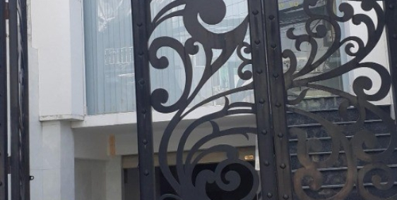 Bán nhà gấp, HXH 8m, CMT8, quận 10, 8 tầng, 16,8 tỷ.