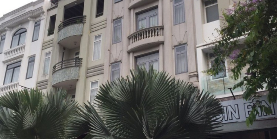 New hotel! Cần bán khách sạn 13P khu Hưng Gia ở Phú Mỹ Hưng, Quận 7