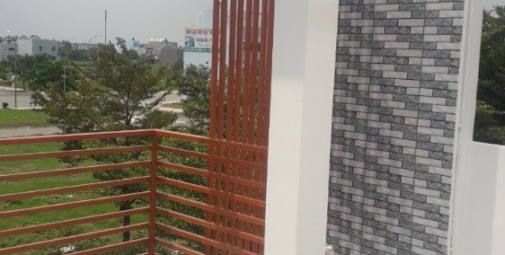 nhà bình chánh 1T 2L 3pn2wc sh ngay chỉ 1,4 tỷ liên hệ cc