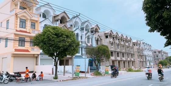 Bán nhà mặt phố mặt tiền quốc lộ 1K ngay Big C Dĩ An giá chỉ 5 tỷ đã hoàn công