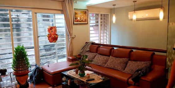 Bán nhà Yên Bái 2, HBTrưng, Vỉa hè siêu rộng, KD quá đẹp, DT 42m, giá 13.5 tỷ