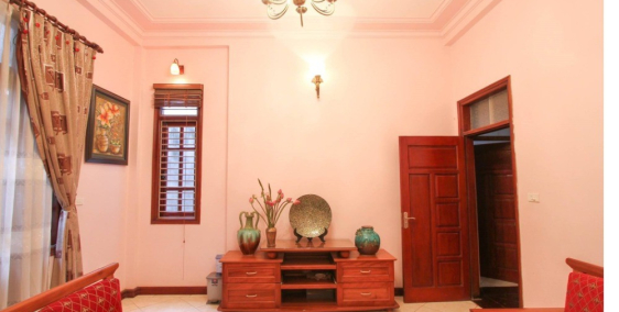 view hồ Ngọc Lâm 50m2 5tầg MT6m 4.1 tỷ tặng nội thất.