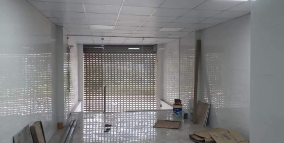 Cần bán: Đàm Quang Trung Long Biên, DT 81m, 7tầng,mt 4,giá 13tỷ4, lh 0968181902.