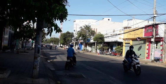 nhà mặt tiền THỦ KHOA HUÂN 94M2 hướng Nam xây mới thiết kế đẹp kinh doanh tốt