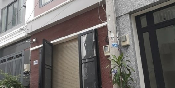 Bán gấp nhà MẶT TIỀN đường tại Hồ bá Kiện,Q.10, 50m2, chỉ 5.9 tỷ