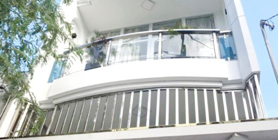 Bán nhà mặt tiền 3 lầu đường Tùng Thiện Vương Phường 11 Quận 8 - 0949410410 Hòa