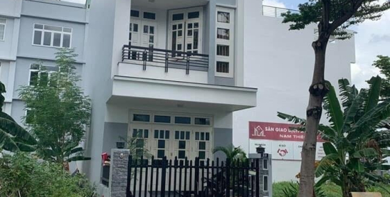 Bán nhà Q9,phước long B đường đổ xuâm hơp