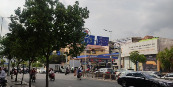 Chỉ 32 tỷ nhà MT Nguyễn Văn Trỗi, DT 10x22m, 3 lầu