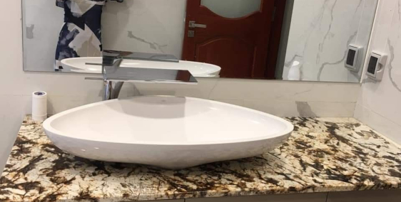 Nhà đẹp MẶT TIỀN Hồ Biểu Chánh  Q.Phú Nhuận, 4,2 x14,8, giá 13,5 tỷ.