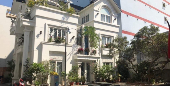 Bán biệt thự góc công viên  đối diện AEON Tân Phú  DT 12x15 3 lầu st siêu đẹp