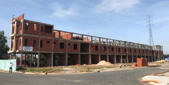 Cần bán nhà 1 trệt 2 tầng giáp với trung tâm TP Mới