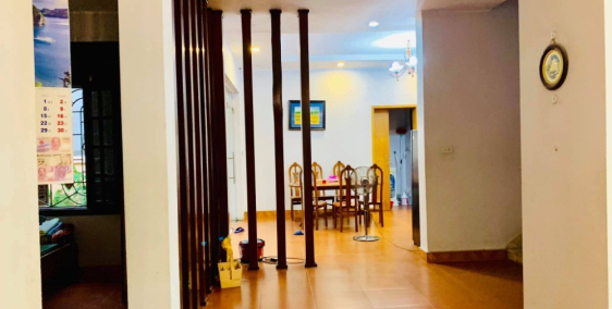 Bán gấp nhà siêu rẻ ở Đào Tấn, DT 246m2, MT 12m, giá chỉ 19 tỷ.