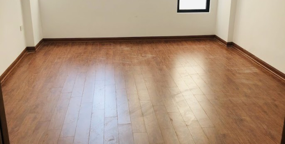 Cần bán nhà nguyên căn tại ngõ 75 phố Vĩnh Phúc, quận Ba Đình