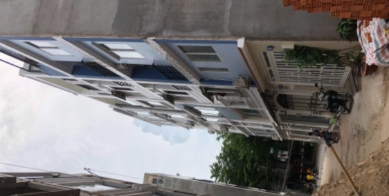 Cần bán nhà đẹp mới xây dựng đường Đặng Thuỳ Trâm