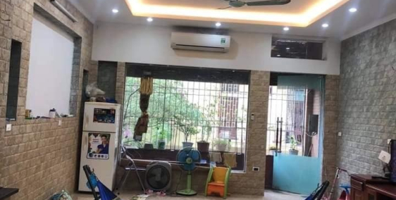 Bán nhà tại khu phố Tây Sơn, Thái Hà, Chùa Bộc, Ngã Tư Sở. 37m2. 2,8 tỷ.