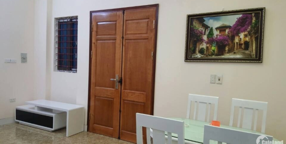 Bán gấp nhà  Đống Đa, phân khúc hiếm, nở hậu, ở đón tết, 28m2, 1,6 tỷ.