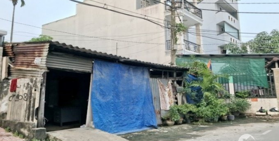 Bán gấp nhà nát 780triệu ngay Trường mầm non TpT