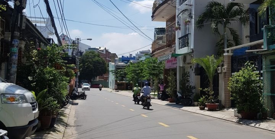 Bán gấp nhà Hòa Hưng ,hẽm kinh doanh 6m, 55m2, giá chào 10,8 tỷ