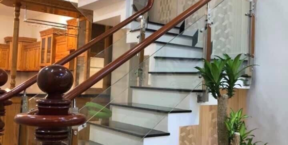 TRUNG TÂM PHÚ NHUẬN - BA BƯỚC RA MẶT TIỀN