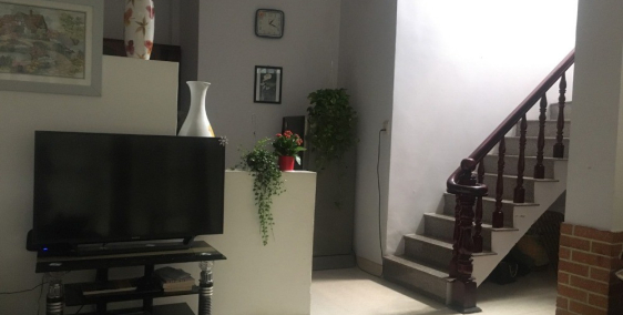 Nhà Đẹp Quận Phú Nhuận: Yên tĩnh, gần trung tâm Sài Gòn