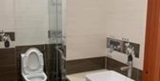 Kẹt tiền bán gấp căn nhà 1 trệt 1 lầu ngay chợ Tân Phước Khánh