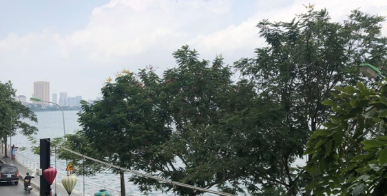 Đất vàng - Vị trí vàng kinh doanh - MP Trích Sài - 100m2, hướng đông bắc. Giá ch