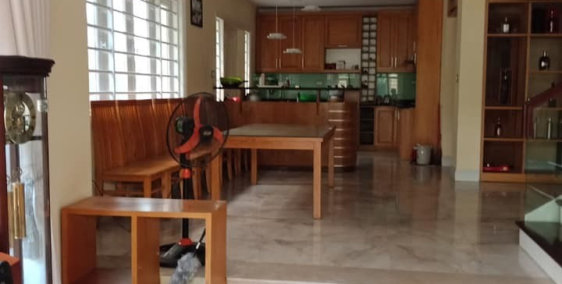 Cho thuê biệt thự Khu đô thị Việt Hưng phù hợp là Văn  phòng, dạy học, mầm non