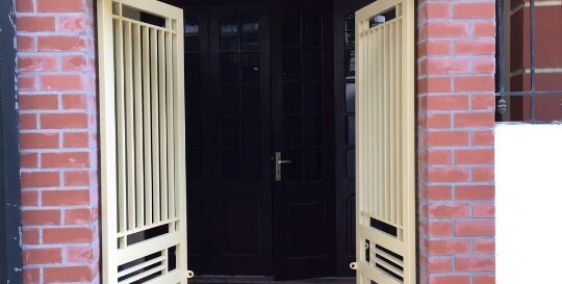 Chính chủ cho thuê biệt thự mini 3 tầng, dt 55m giá 12tr có thể ở luôn