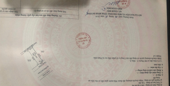 kẹt tiền cần bán gấp lô đất ngay trung tâm bến cát,mặt tiền qlo13