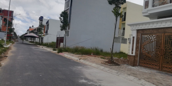 Bán nền lốc A1 ( Phía sau có công viên)  đường số 1 khu dân cư Nam Long - DT 5.7