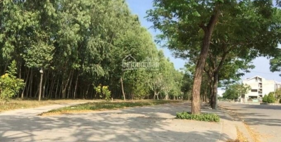 Xuất ngoại bán gấp 100m2 giá 950tr MT Võ Thị Sáu,KDC D2D Biên Hoà,Đồng Nai,SHR