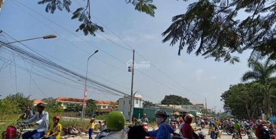 Thanh lý đât Long Hòa đối diện trường học