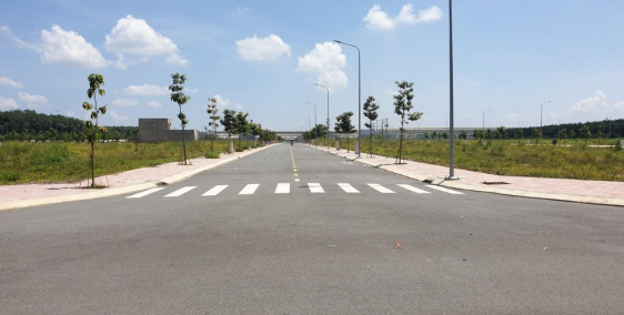 Đất mặt tiền Dĩ An Bình Dương,120m2,sổ riêng,LH:0852252639