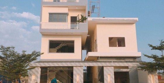 Ngân hàng Sacombank thanh lý 30 nền đất và 15 căn nhà liền kề siêu thị Coop Mart