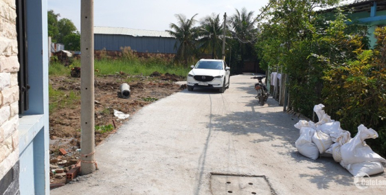 Bán gấp lô đất 117m2 thổ cư Long Thới, shr, kdc hiện hữu, xe hơi,Giá rẻ: 20tr/m2