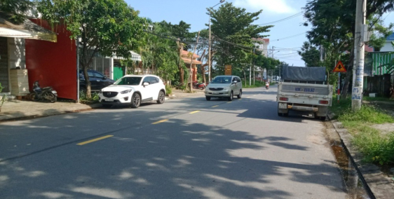 Cho thuê ĐẤT mặt tiền Nguyễn Chánh, Liên Chiểu, Đà Nẵng, 360m2