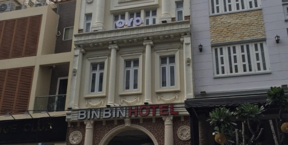 Cho thuê khách sạn cao cấp 13 phòng khu Hưng Gia ở Phú Mỹ Hưng, Quận 7 giá rẻ