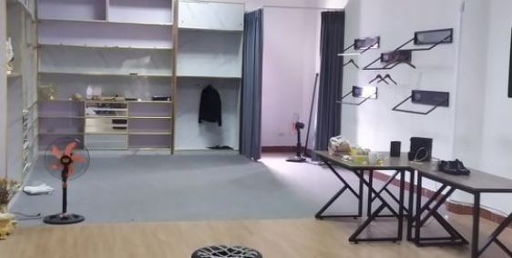 Ban quan lý tòa văn phòng cân cho thuê văn phòng Hoàng Quốc Việt giá 30tr