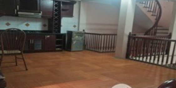 Nhà nguyên căn trong ngõ Phạm Văn ĐỒng