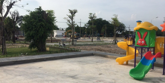 Cần bán gấp lô đất gần chợ Hóc Môn