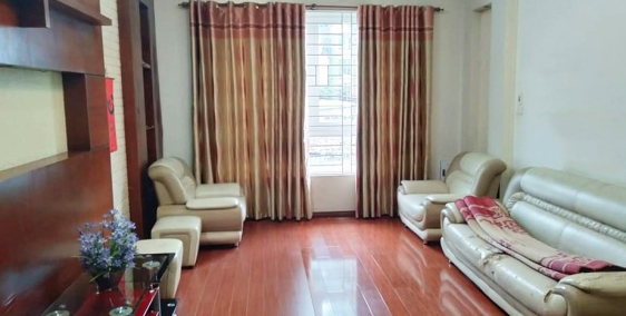 Bán nhà Nguyễn Khánh Toàn, ô tô vào nhà, 59m2 giá 7,6 tỷ