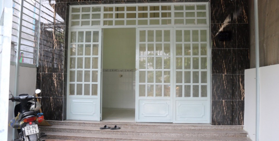 Nha nguyen can mặt tiền đường Lưu Huu Phuoc f15 q8