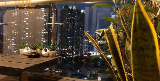 Bán gấp ch Vinhomes central Park, Bình Thạnh 81m2 , 2PN full nội thất -6.5 tỷ (